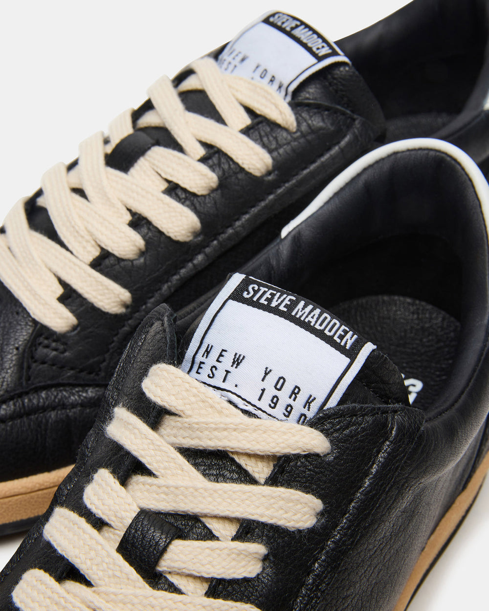 PRISMO Black Leather Low-Top Lace-Up Men's Sneaker