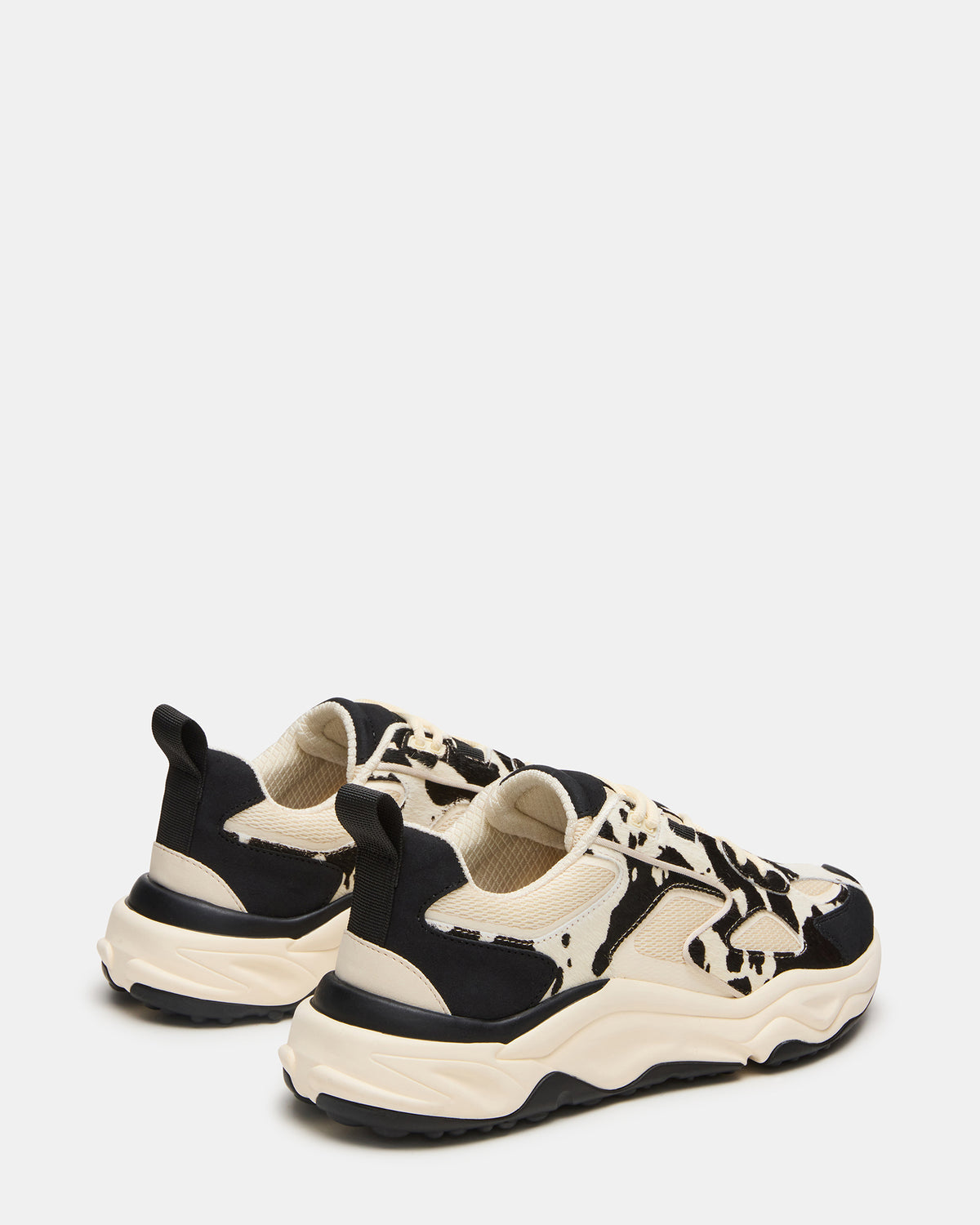 SALVADOR Black/White Low-Top Lace-Up Men's Sneaker