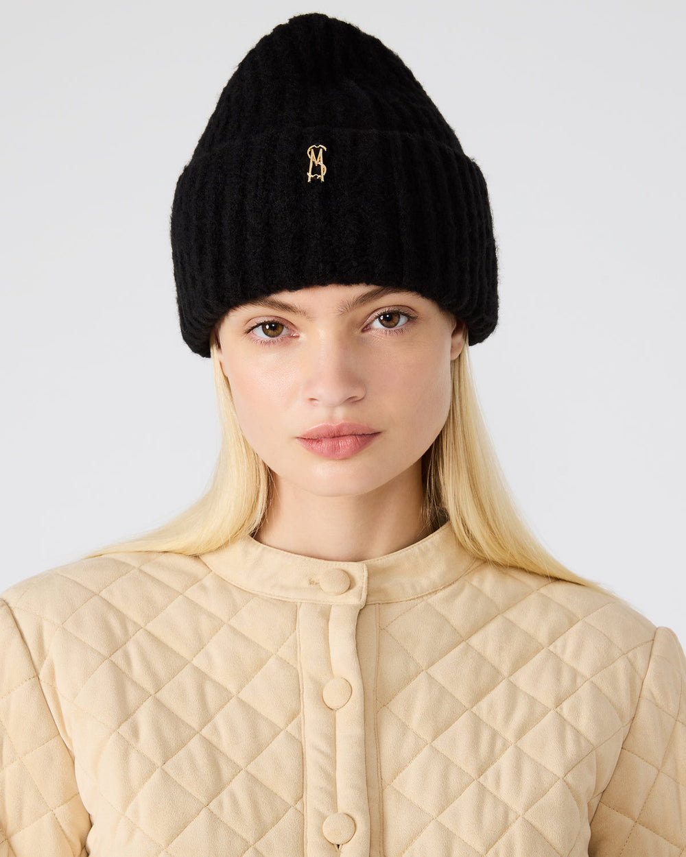 LOGO BEANIE Black Fuzzy RIbbed Knit Women's Beanie